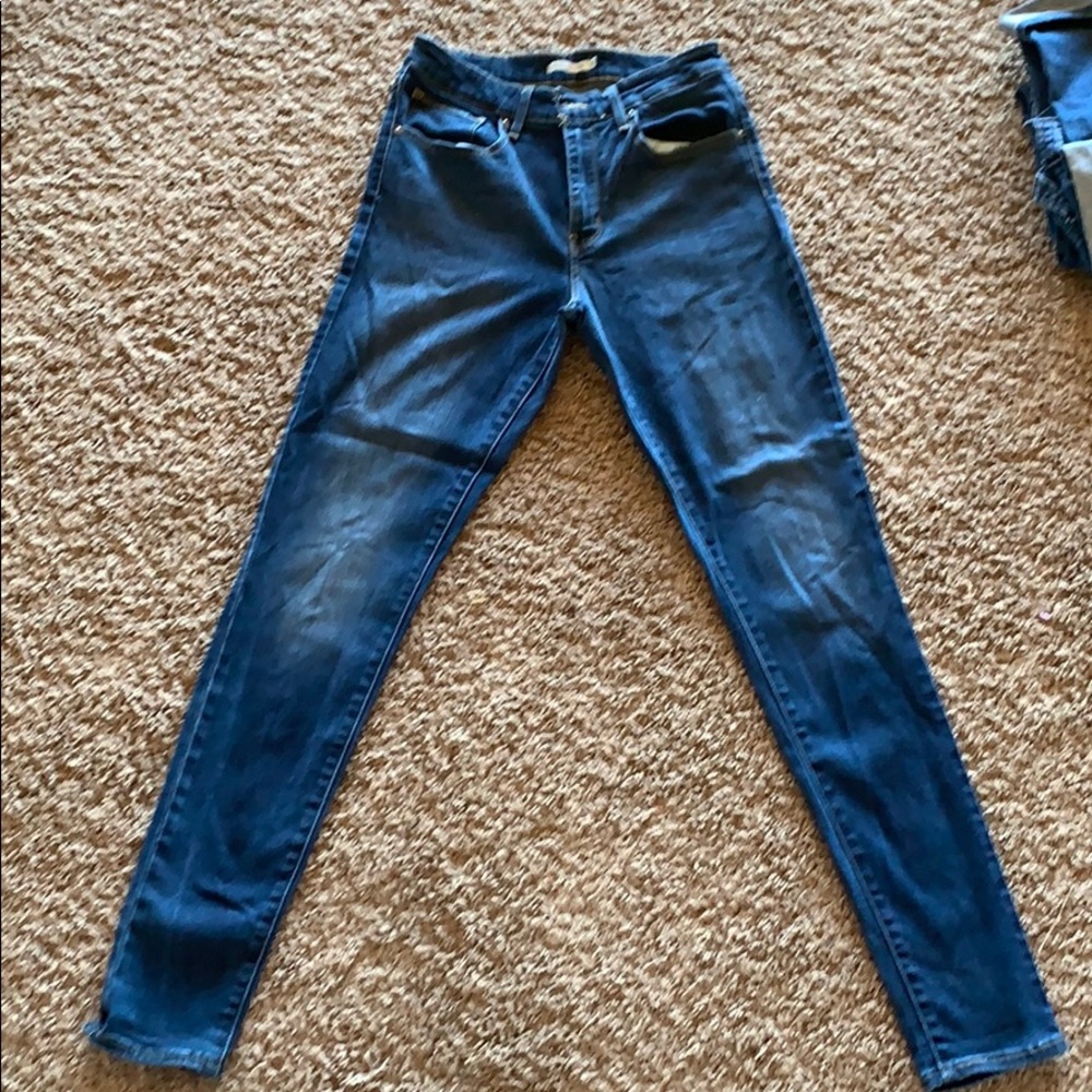 Levi jeans